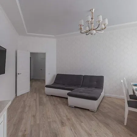 2-nd Pearl 2-bedrooms *