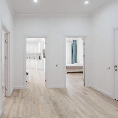 2-nd Pearl 2-bedrooms *